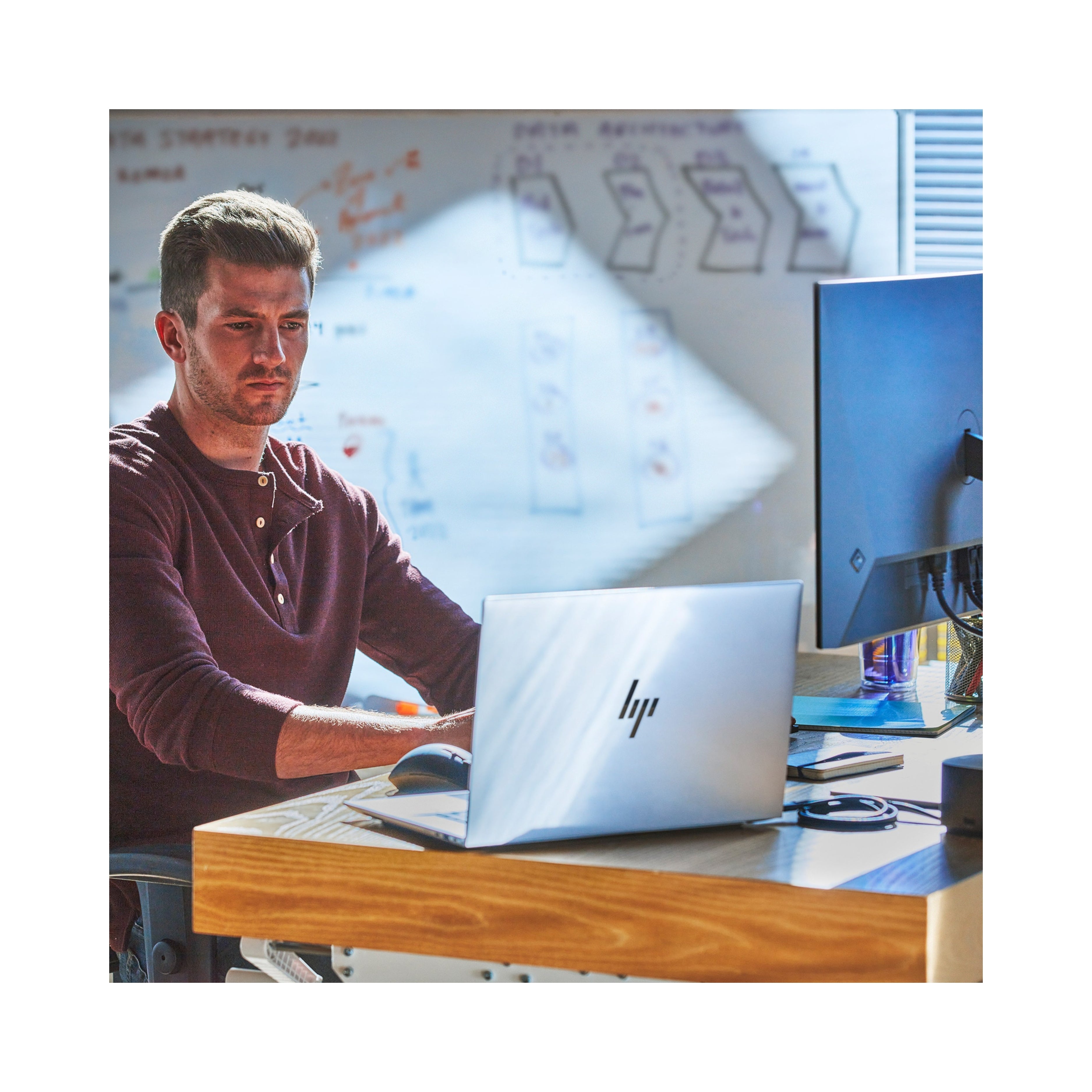 HP ZBook Studio G10 i7 (13800H) 32GB RAM 512GB SSD 16" WUXGA Nvidia RTX 3000 Windows 11 Pro